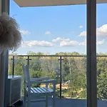 51 Z Widokiem Na Park 아파트